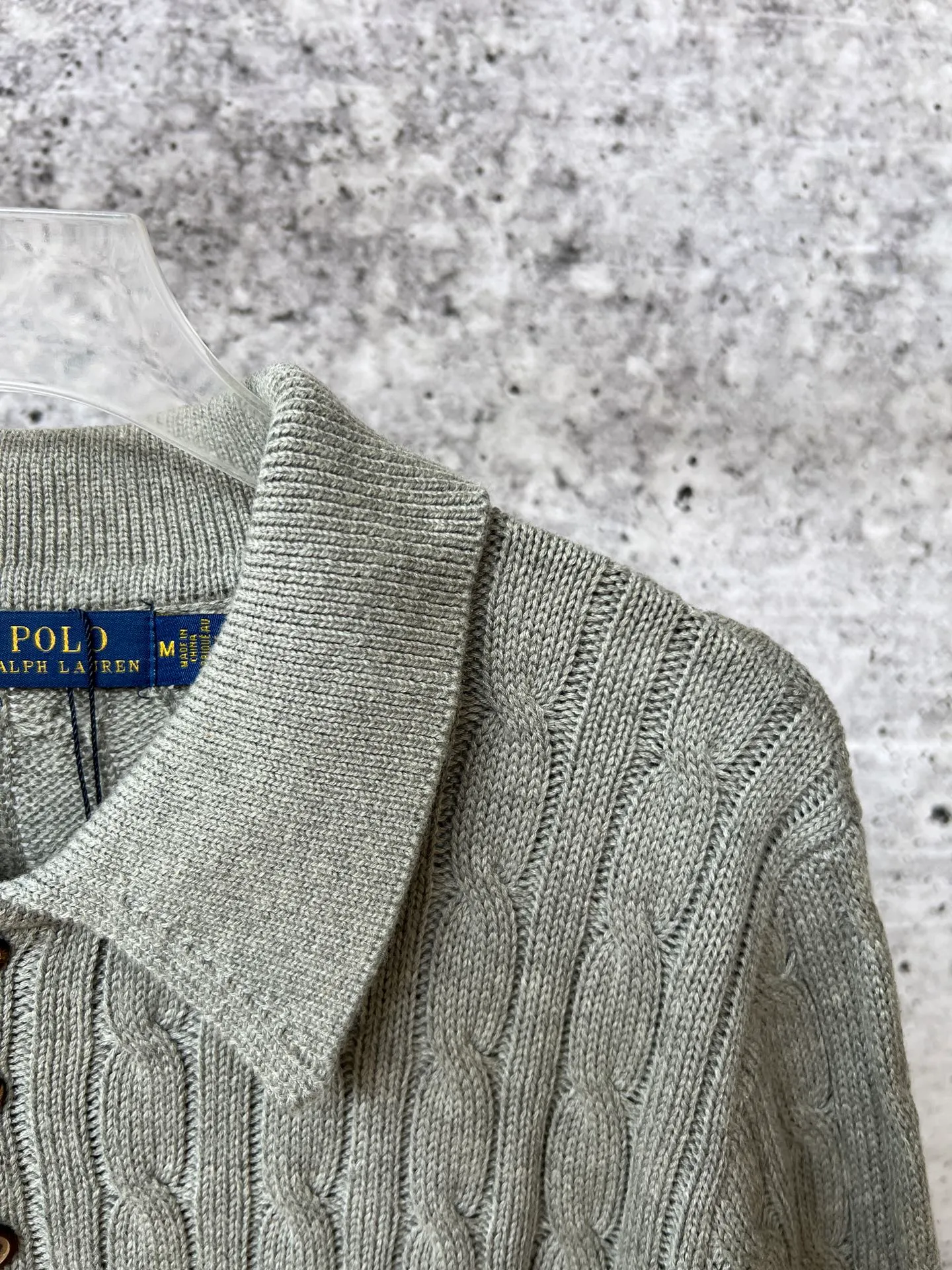P240 Ralph Lauren fall lapel unisex polo sweater, made of the same pure cotton washed fabric as the original, all craftsmanship details restored to the original, buttoned lapel upper body with a lazy old money style